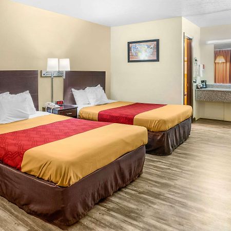 Econo Lodge Near Missouri University Of Science And Technology Rolla Luaran gambar