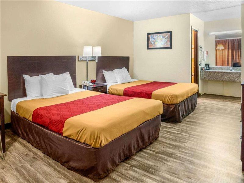 Econo Lodge Near Missouri University Of Science And Technology Rolla Luaran gambar