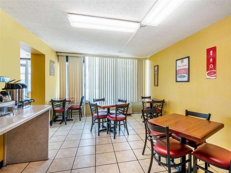 Econo Lodge Near Missouri University Of Science And Technology Rolla Luaran gambar