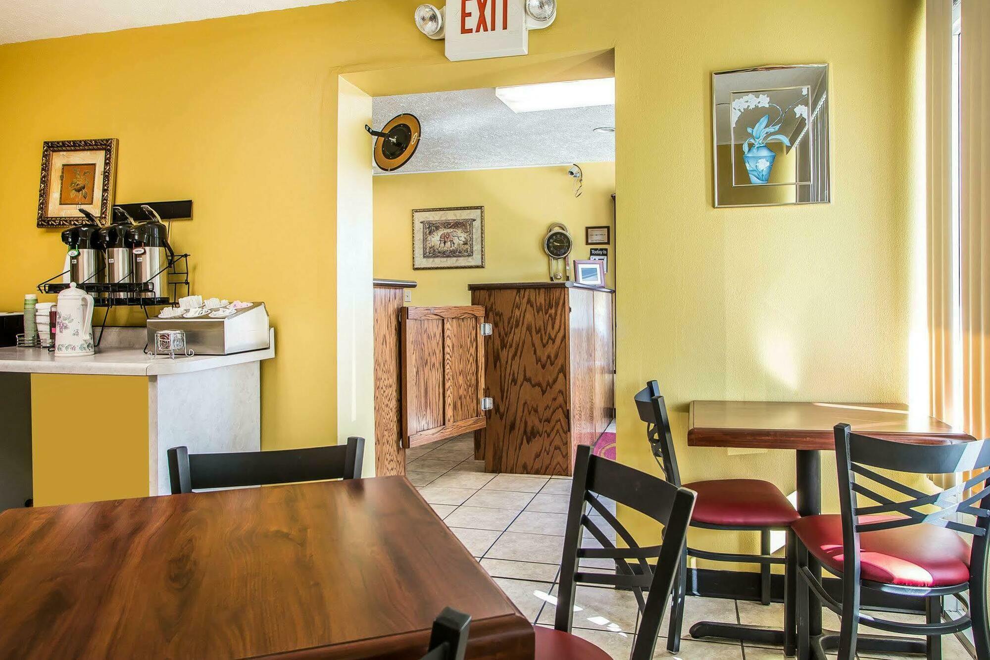 Econo Lodge Near Missouri University Of Science And Technology Rolla Luaran gambar